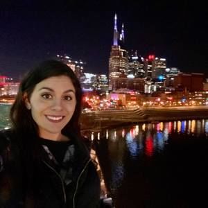 Meet your Posher, Nicole